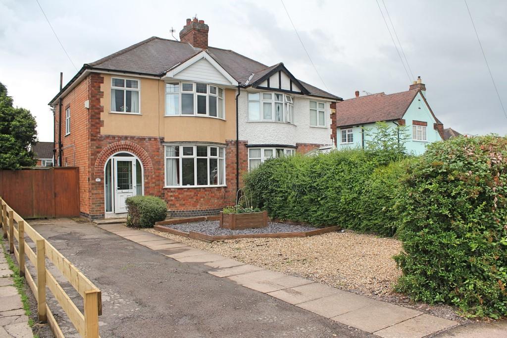 Oadby Road, Wigston, Leicester 3 bed semidetached house £250,000