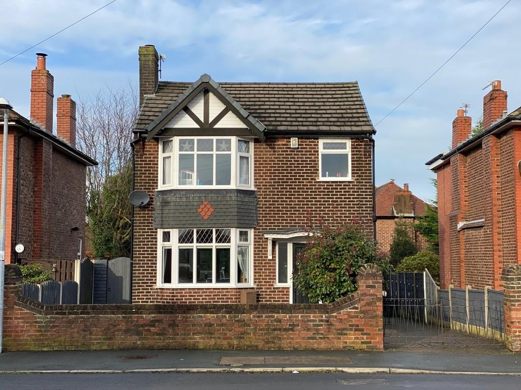 Springfield Lane, Irlam 3 bed detached house £375,000