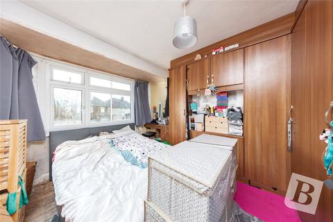 39 Rosslyn Avenue, Dagenham, RM8 1JP