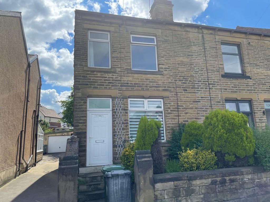 Bradford Road, Birstall, West Yorkshire 3 bed semidetached house £