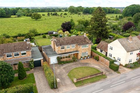 46 Eversden Road, Harlton, Cambridge, CB23 1ET