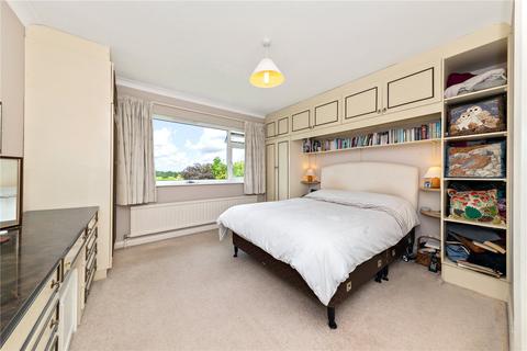 46 Eversden Road, Harlton, Cambridge, CB23 1ET