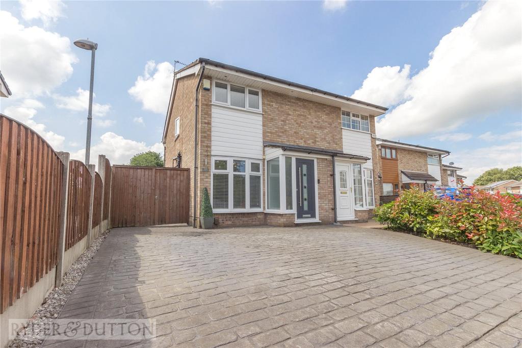 Evesham Road, Alkrington, Middleton... 2 bed semidetached house £180,000