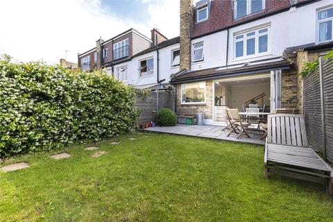 112 Alfriston Road, London, SW11 6NW