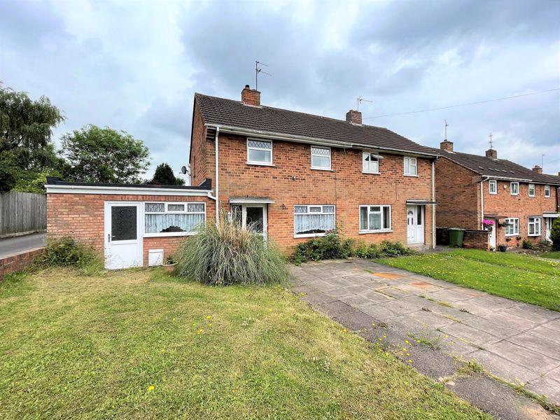 Broughton Road, Finchfield, Wolverhampton 2 bed semidetached house for sale £179,500