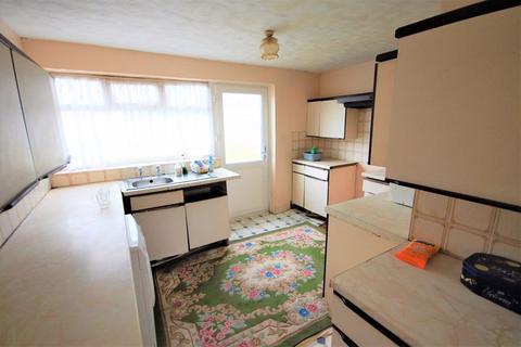 1 Broughton Road, Finchfield, Wolverhampton, WV3 9AN