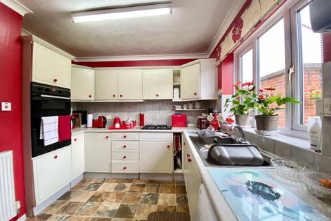 49 Stansted Crescent, Bexley, DA5 3HZ