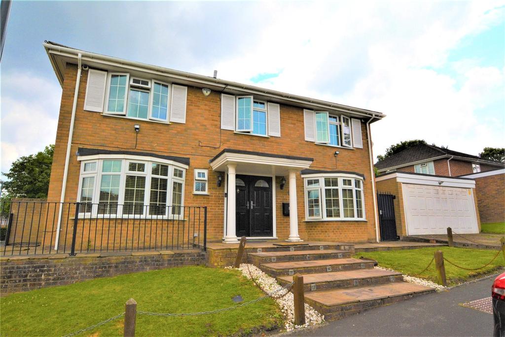 Leavesden Road, Stanmore, HA7 5 bed detached house £4,500 pcm (£1,038 pw)