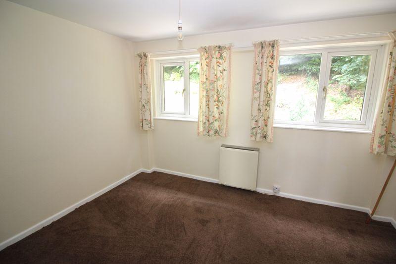 Keswick Close, Siddal, Halifax 2 bed townhouse £625 pcm (£144 pw)