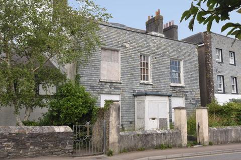 4 Callington Road, Saltash, PL12 6LA