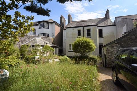 4 Callington Road, Saltash, PL12 6LA