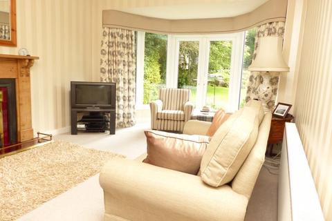 102 Darnick Road, Sutton Coldfield, B73 6PG