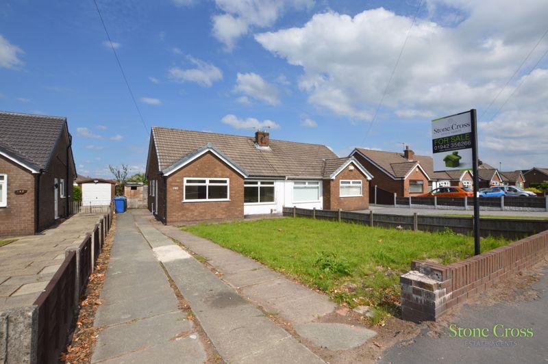 Church Lane, Lowton, Warrington, WA3 2QE 2 bed semidetached bungalow