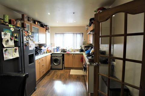 3 bedroom terraced house for sale, Rectory Road, Grays
