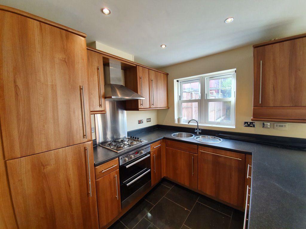 Holmfield Road, Blackpool, Lancashire 4 bed detached house £895 pcm