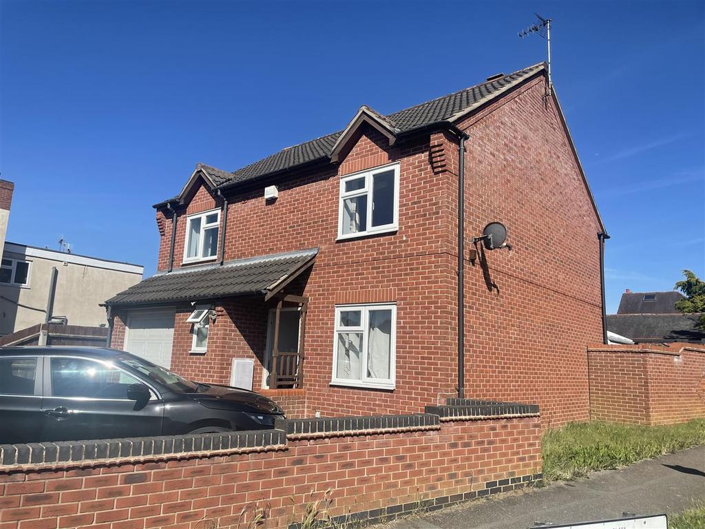 Victoria Road, Whetstone, Leicester 4 bed property £1,200 pcm (£277 pw)