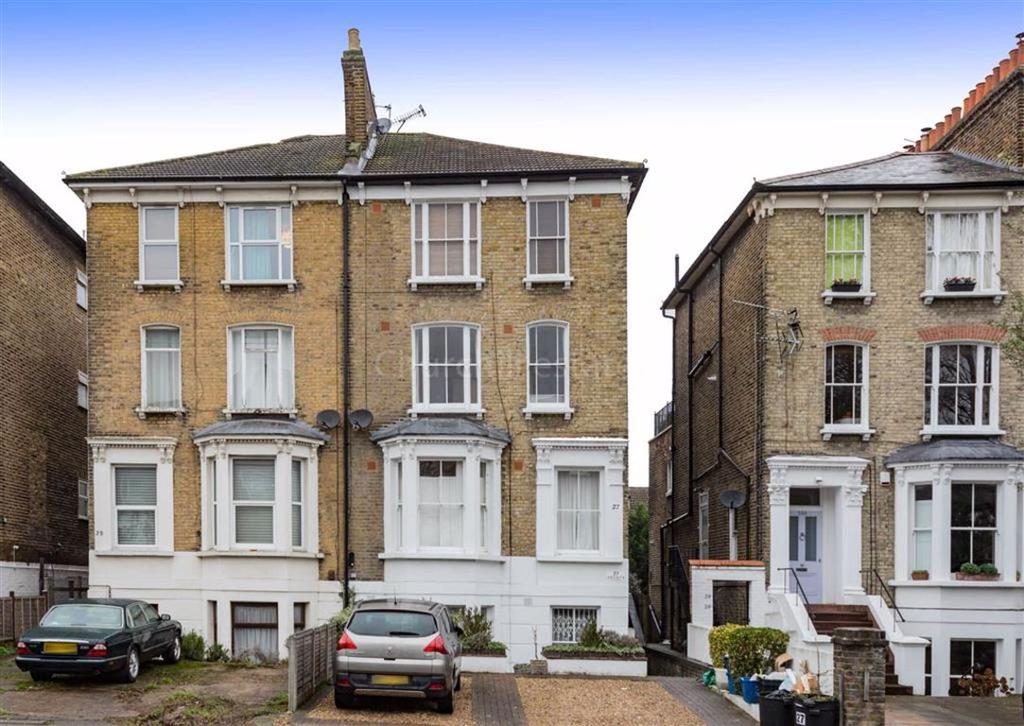 Grosvenor Road, Wanstead, London 2 bed flat £1,550 pcm (£358 pw)