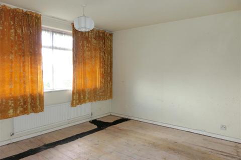 139 Ashdale Drive, Birmingham, B14 4TY