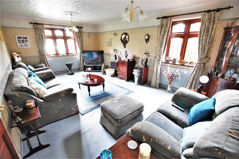 49 Cecil Crescent, Hatfield, AL10 0HG