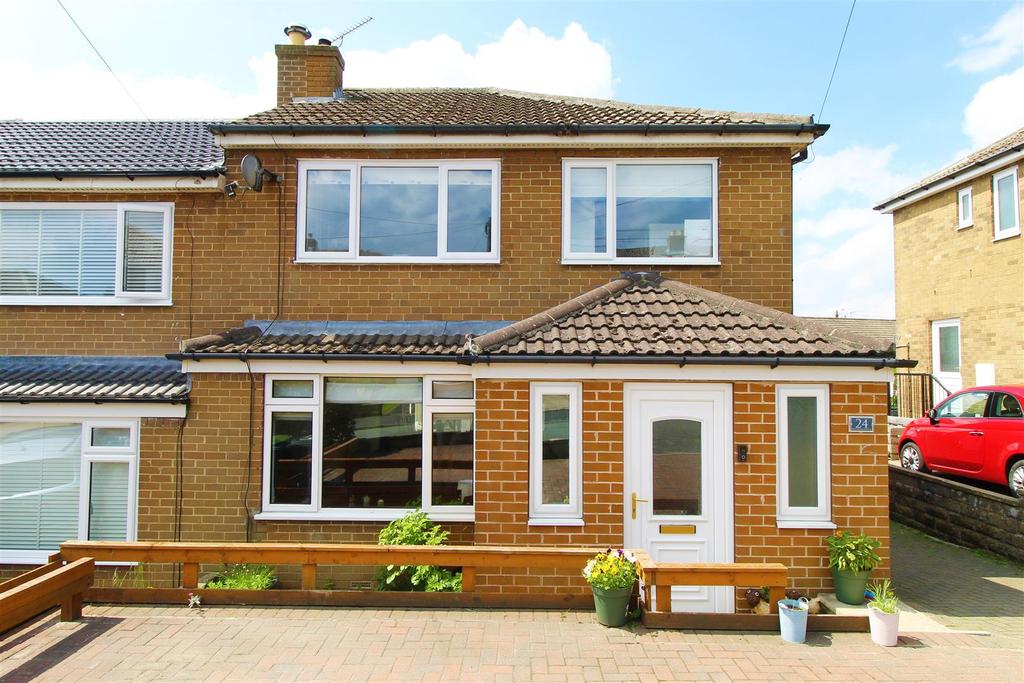 Hollybank Avenue, Upper Cumberworth, Huddersfield, HD8 8NY 3 bed semi
