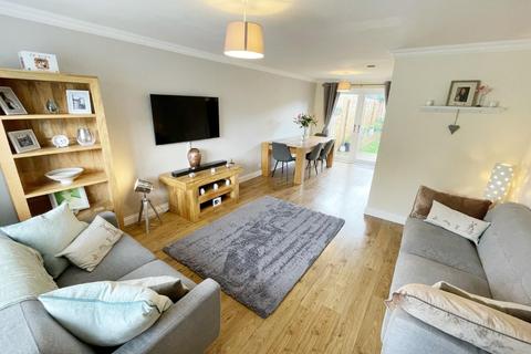 98 Mayfields, Spennymoor, DL16 6TT
