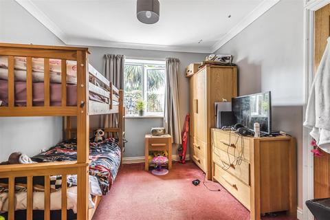 4 Cheavestone Lea, Blackawton, Totnes, TQ9 7AU