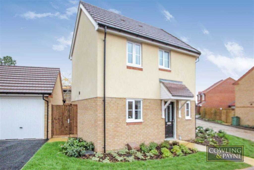 Monarch Close, Wickford, Essex 2 bed detached house £1,095 pcm (£253 pw)
