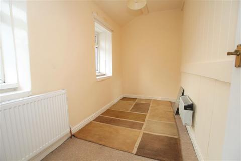 32 Clayton Road, Bradford, BD7 2LT