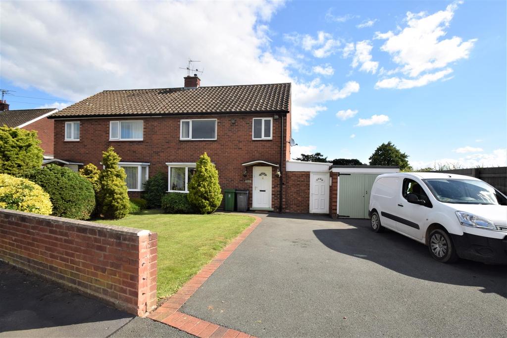 Mount Pleasant Road, Shrewsbury 3 bed semidetached house £750 pcm (£
