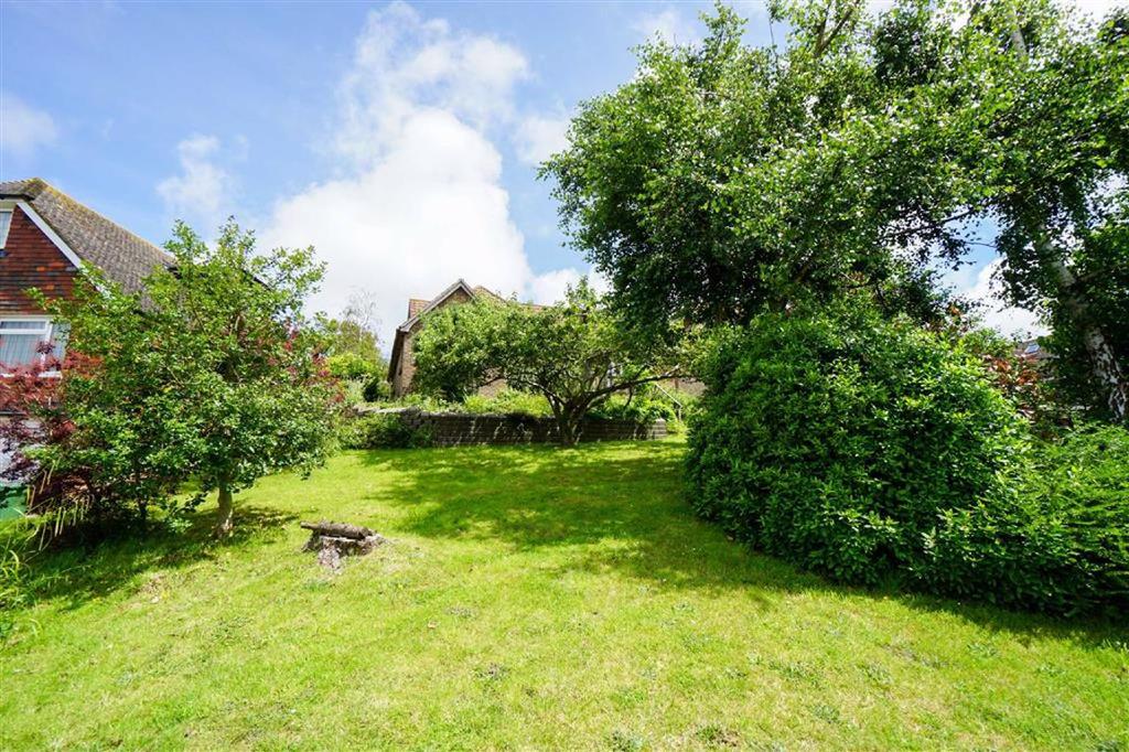 Langham Road, Hastings, East Sussex 4 bed detached house £575,000