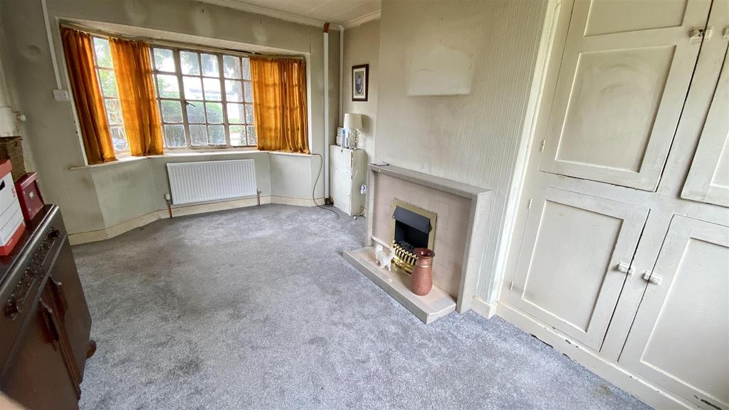 Henry Street, Hinckley 3 bed semidetached house £82,000