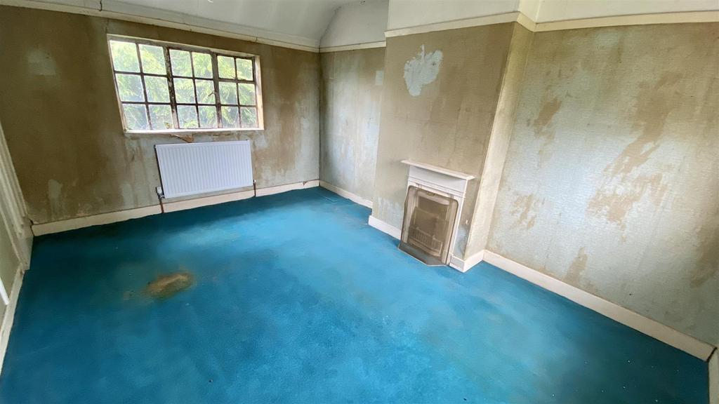 Henry Street, Hinckley 3 bed semidetached house £82,000