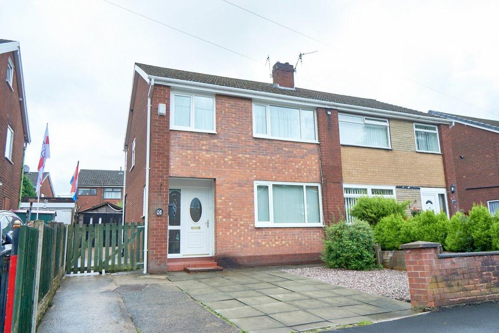 Downham Road, Leyland 3 bed semidetached house £130,000