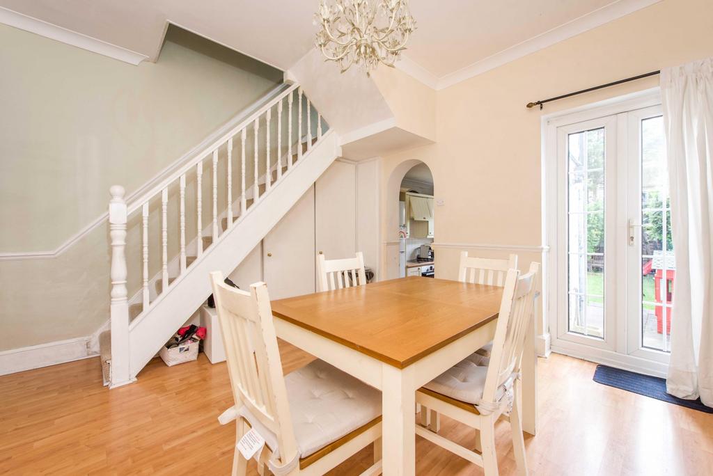 Road, New Malden, KT3 3 bed terraced house £610,000