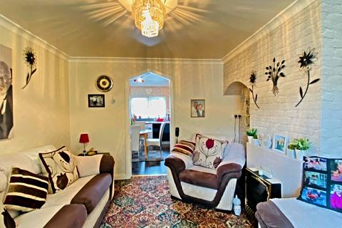 16 Stourbridge Grove, Cambridge, CB1 3JA