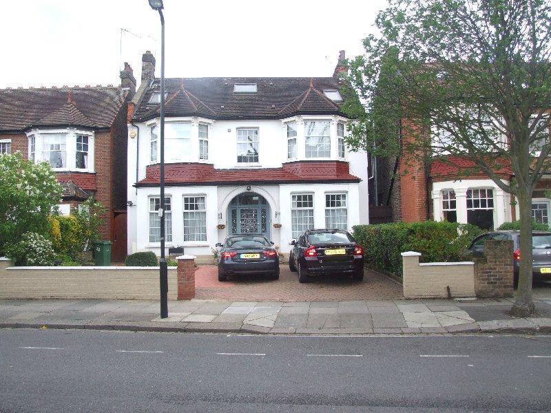 Inglis Road, Ealing, London, W5 Studio £750 pcm (£173 pw)