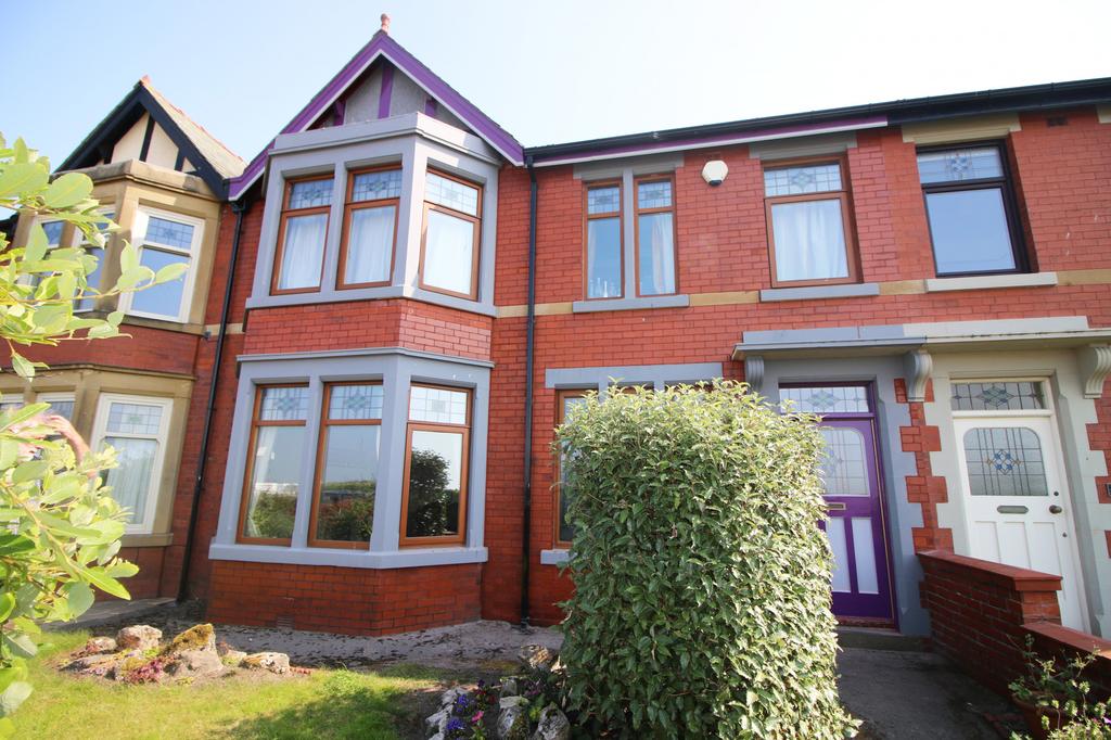 The Esplanade, Fleetwood, FY7 4 bed terraced house £285,000