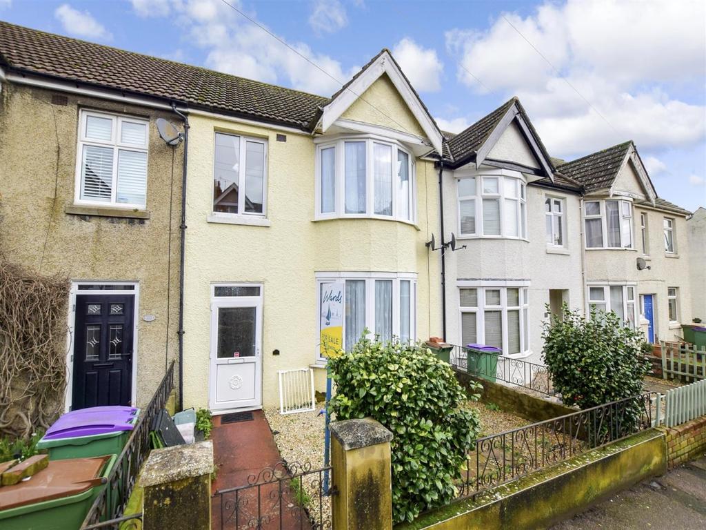 Chart Road Folkestone CT19 3 bed terraced house £1,200 pcm (£277 pw)