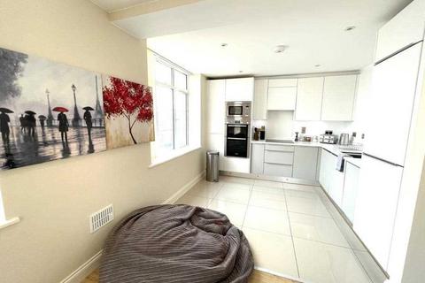 2 bedroom apartment to rent, Mitre House, Western Road, Brighton