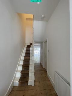 4 bedroom terraced house to rent, St. Donatts Road, London, SE14 6NT