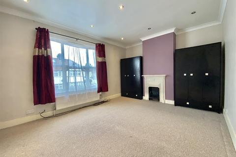 27 Tudor Road, Hayes, UB3 2QB