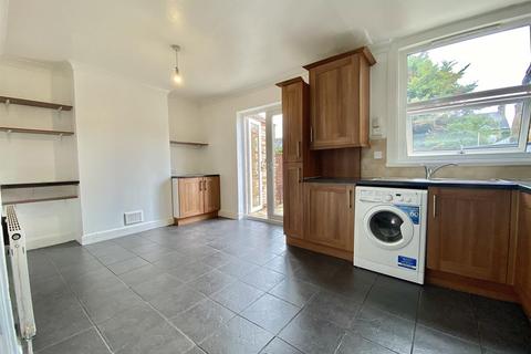 27 Tudor Road, Hayes, UB3 2QB