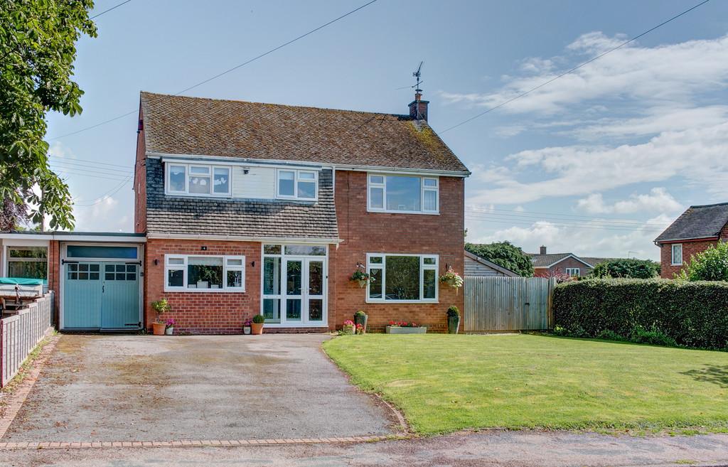 Appletree Lane, Inkberrow, Worcester WR7 4JA 4 bed link detached house