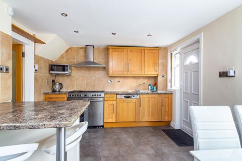 5 Greenhill Park, Penicuik, EH26 9EX