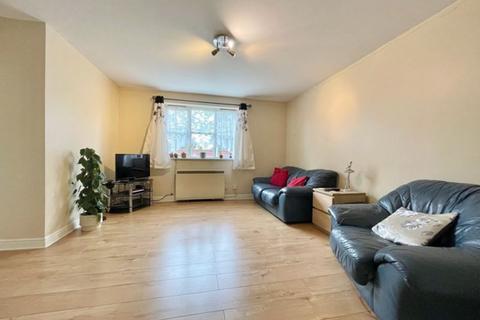 2 bedroom apartment to rent, Armoury Road, SE8