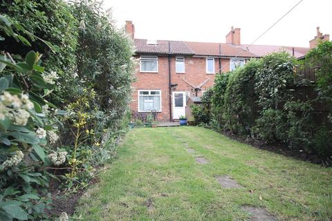 103 Robertsbridge Road, Carshalton, SM5 1BY