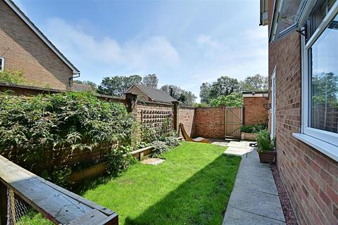 21 Ashdown Road, Bexhill-on-sea, TN40 1SE