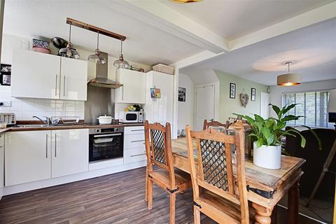 21 Ashdown Road, Bexhill-on-sea, TN40 1SE