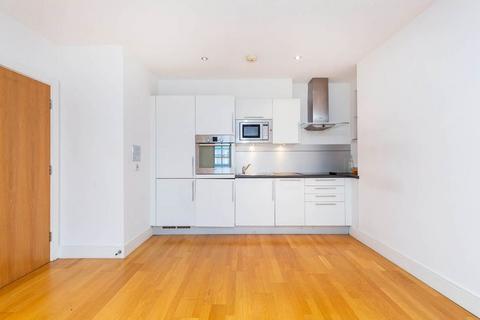 1 bedroom apartment to rent, E8