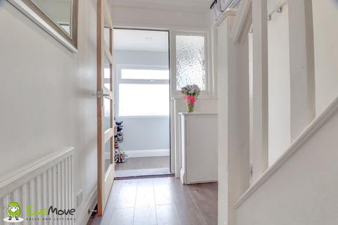 84 Walcot Avenue, Luton, LU2 0PR
